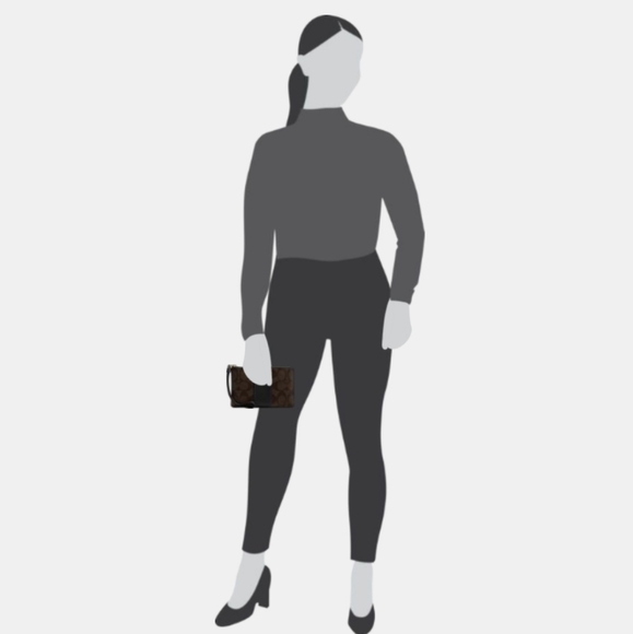 ✅ NEW WITH TAGS❗️COACH CORNER ZIP WRISTLET ✅  - Picture 9 of 9